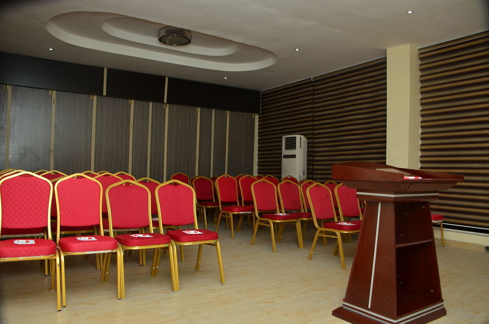 Sweet Spirit Hotel And Suites Danag - Порт Харкорт Екстериор снимка